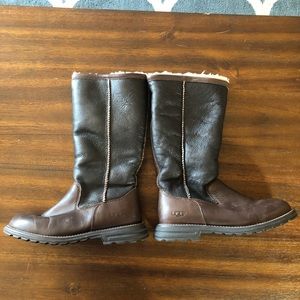 UGG Brooks Tall Two-tones Leather Women’s boots